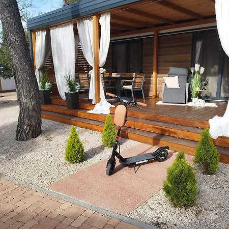 Camping Mobile Nika & Monika Biograd Na Moru