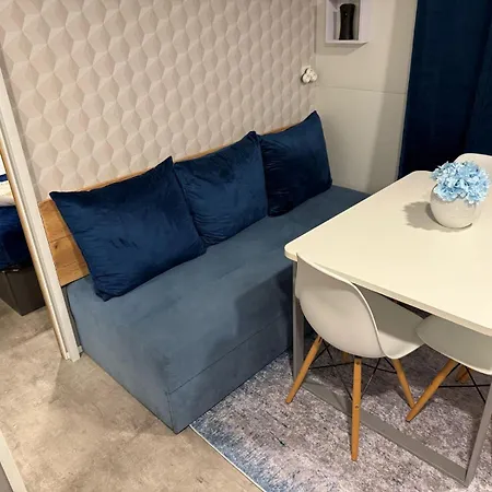 캠프장 Mobile Nika & Monika