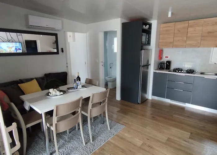 캠프장 Mobile Nika & Monika *