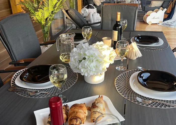 캠프장 Mobile Nika & Monika 비오그라드나모루