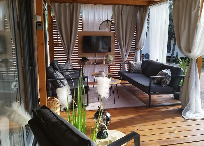 Mobile Nika & Monika Camping Biograd Na Moru